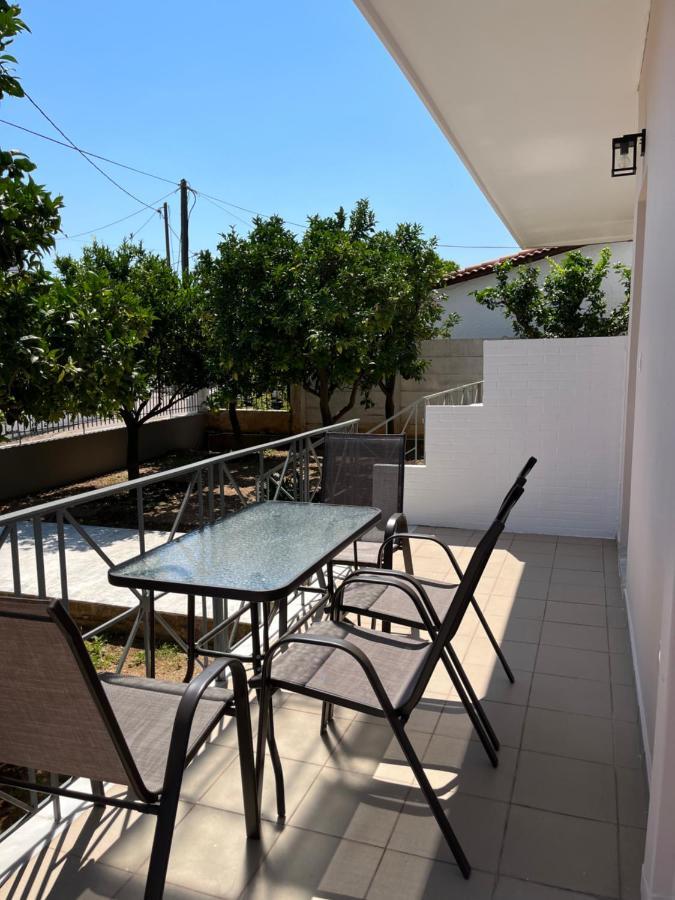 Koulouras Holiday Apartments Nikolaíika Extérieur photo
